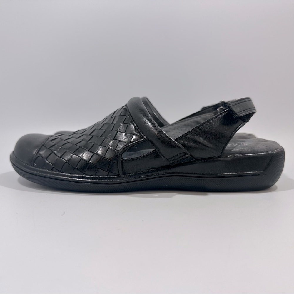 SoftWalk Salina Black Woven Leather Adjustable Heel Strap Clog Sandals 7 Narrow